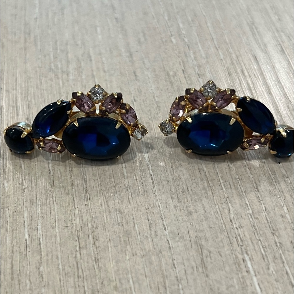 Vintage ballet brand clip navy earrings